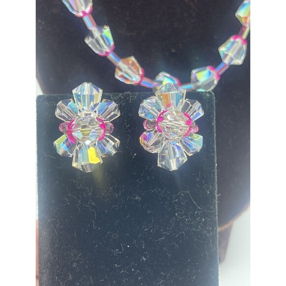 Vintage Vendome Aurora Borealis Crystal Fuschia Metal Necklace Earring Set Rare - Picture 3 of 15
